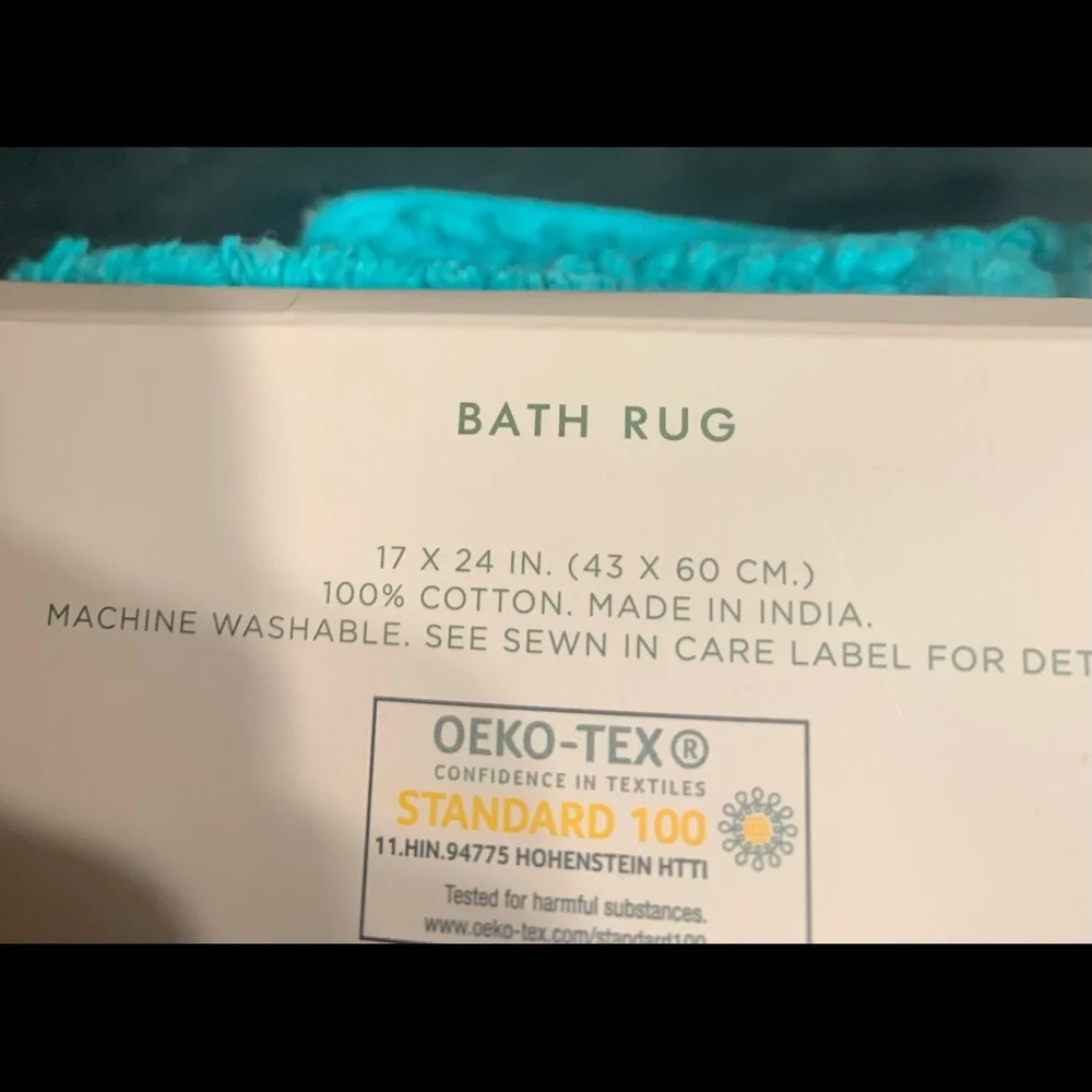 Kate Spade bath rug, NWT